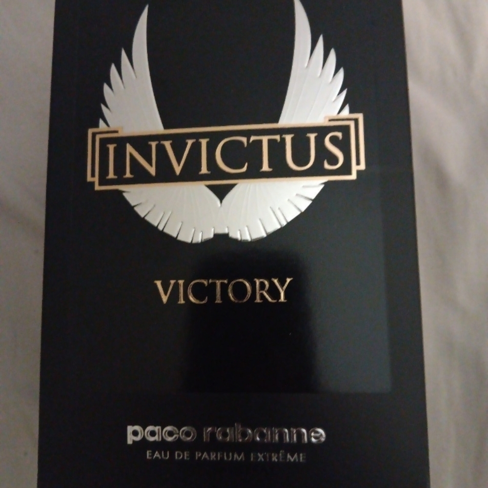 Paco Rabanne Invictus Victory Box - Black & Gold with Silver Emblem